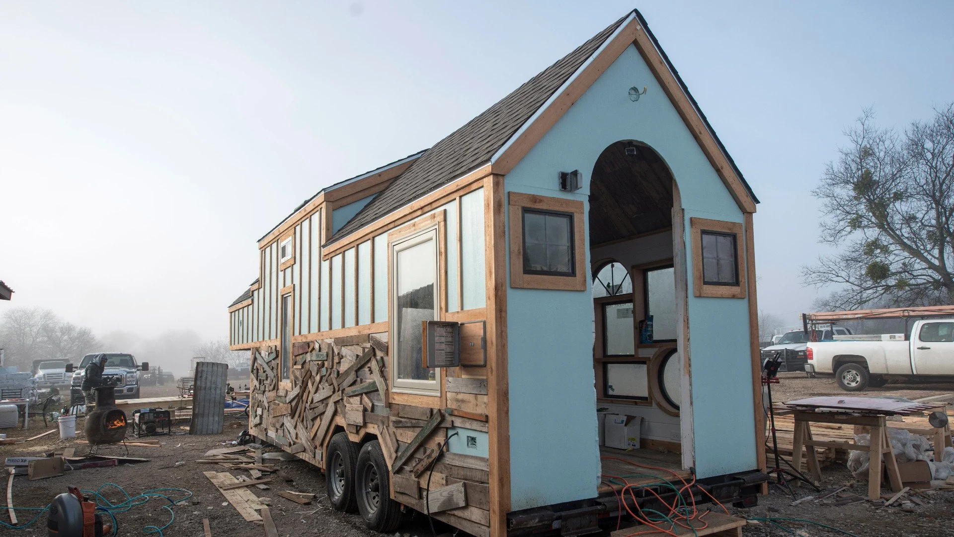 Tiny House - Piccole case per vivere in grande stagione 1