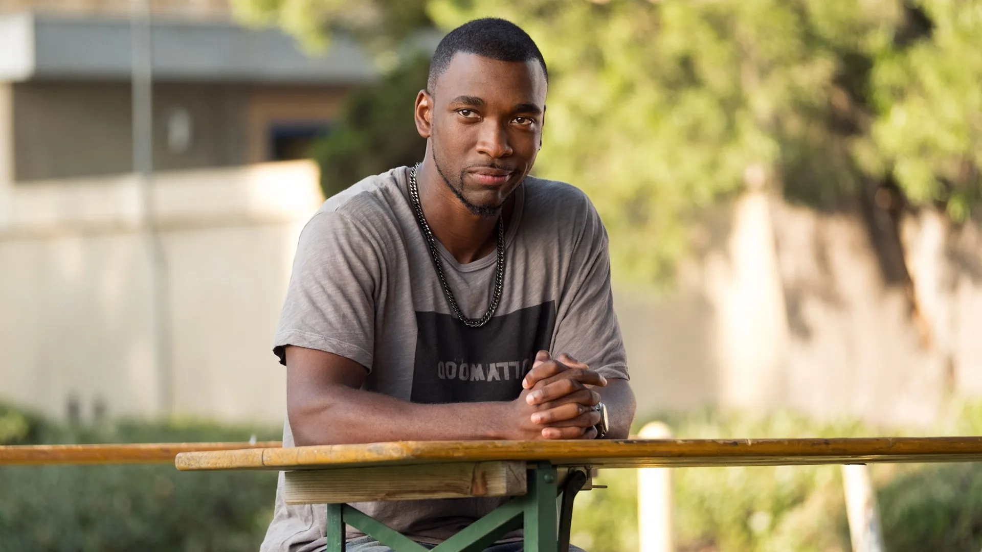 White Famous stagione 1